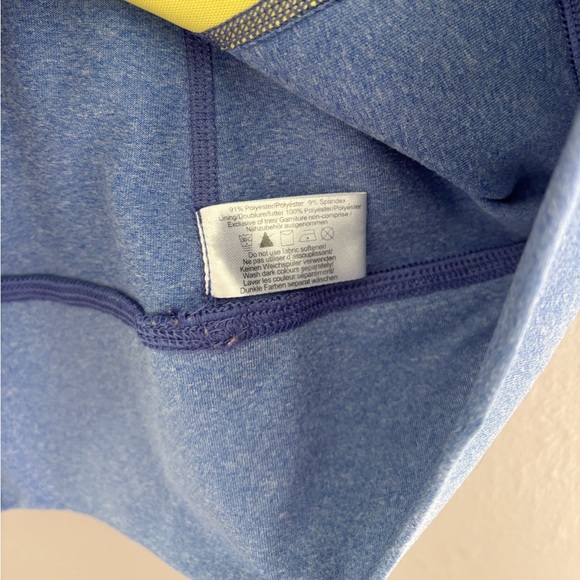 Arcteryx Tank Size Medium - Picture 4 of 6